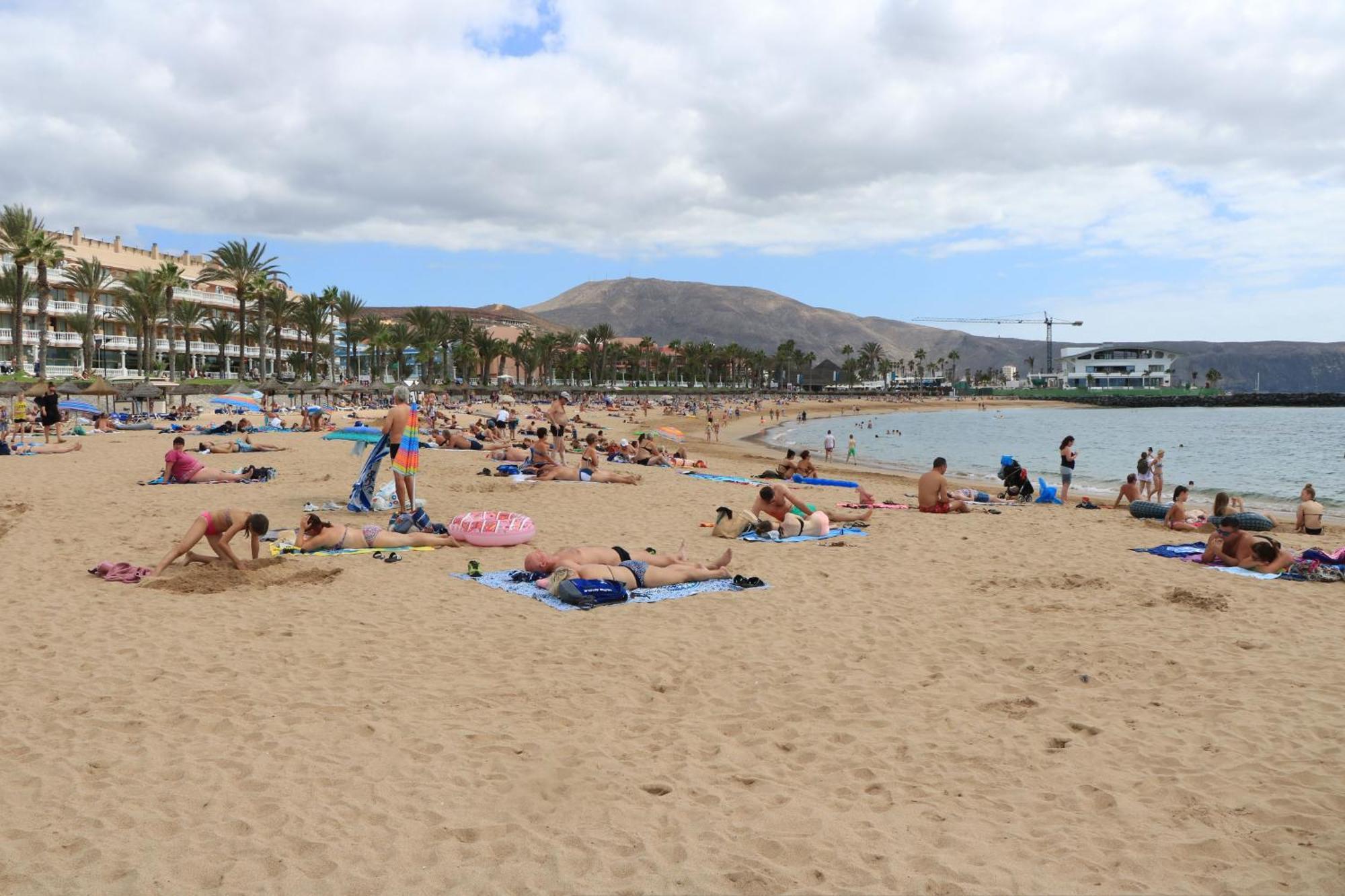 ארונה Sunbeach Apartment מראה חיצוני תמונה