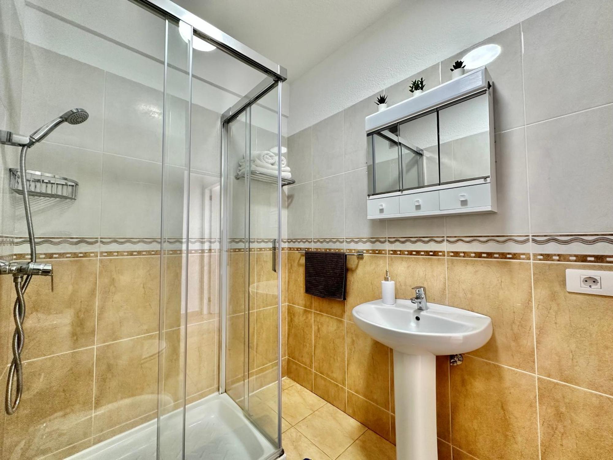 ארונה Sunbeach Apartment מראה חיצוני תמונה