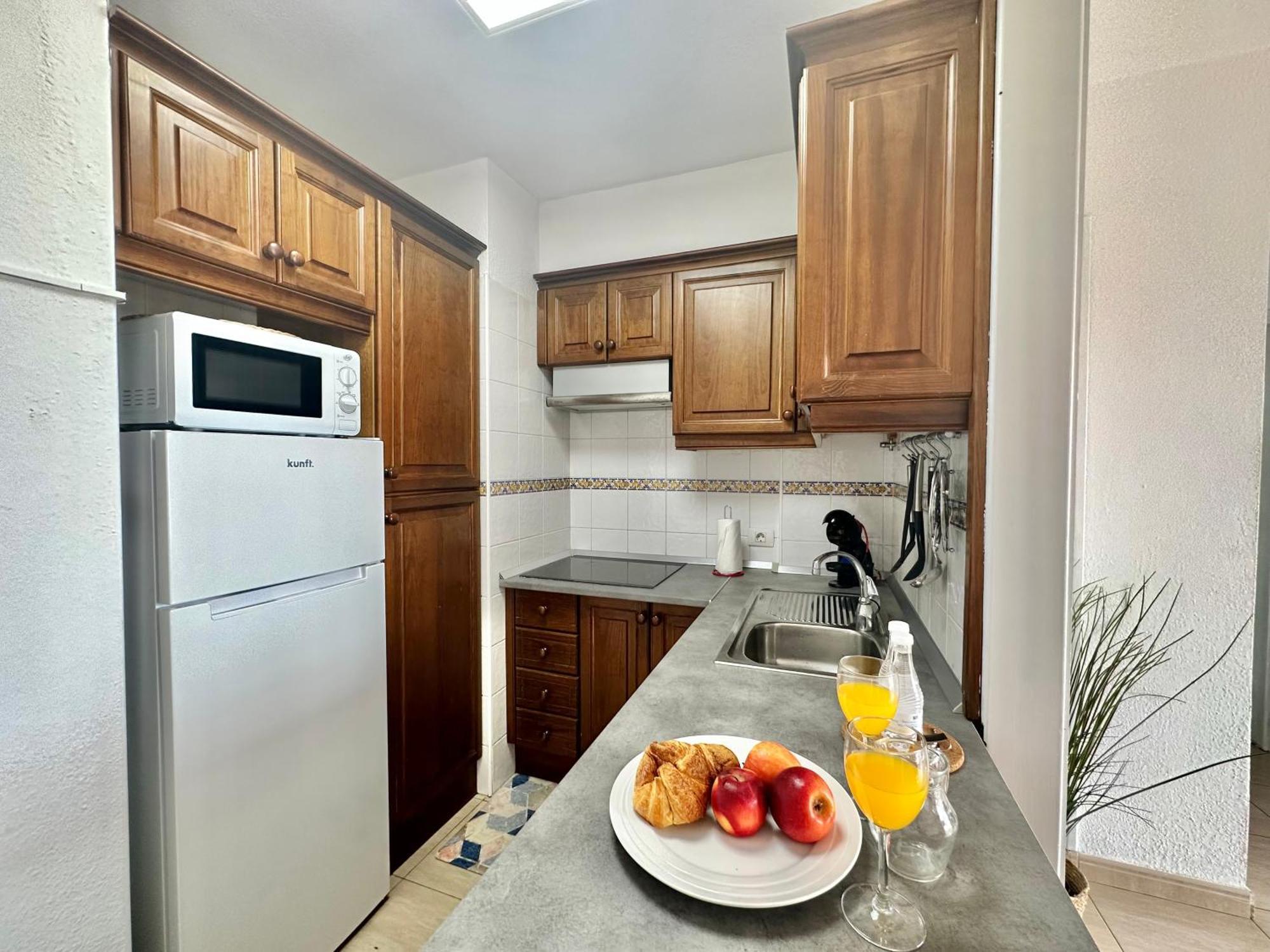ארונה Sunbeach Apartment מראה חיצוני תמונה